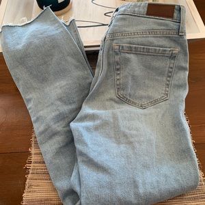 Hollister girl size 1 jean